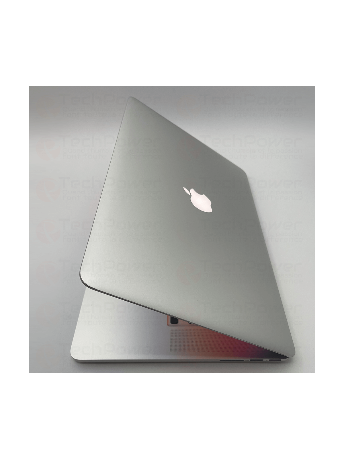 MacBook Pro Retina 15" R9 M370X - i7 3.7Ghz - 16Go